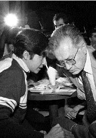 manuel-bartlett-jovenes-2-jpg