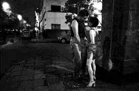 sufrimiento-a-distancia-1-jpg