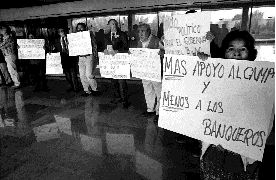 jubilados-protesta-camara-jpg