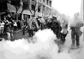 WORLD_TRADE_PROTEST_6ZL