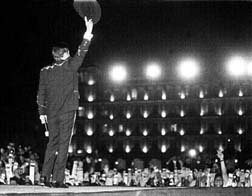 El tigre mayor ante la maltitud n Foto: Jernimo Arteaga