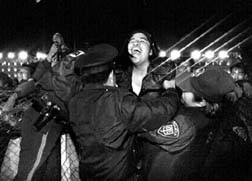 Empellones y apretujones en el concierto de Los Tigres n Foto: Cristina Rodrguez