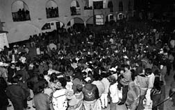 El menor de edad fue obligado a declarar frente a un agente del Ministerio Pblico y la asamblea popular del pueblo de Cuijingo n Fotos: Carlos Cisneros