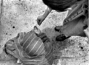 vc-limosna-indigente-jpg