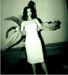 Salma muestra al trmino de la conferencia que su dieta s funciona