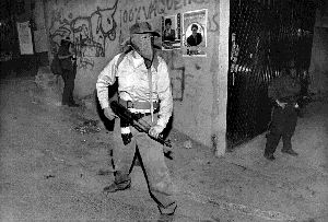 Presentacin de miembros de las Fuerzas Armadas Revolucionarias del Pueblo (FARP), en la ciudad de Mxico n Fotos: La Jornada