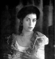 foto-   ISABEL  ALLENDE