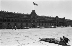 Acostado en Zocalo