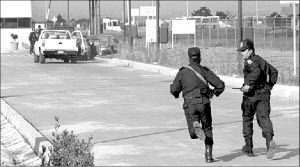 custodios-almoloya-arizme