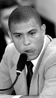 BRAZIL_SOCCER_RONALDO