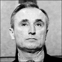 bratton-excomisionado-conf4