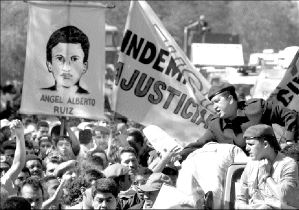 VENEZUELA_CHAVEZ_CARAVAN