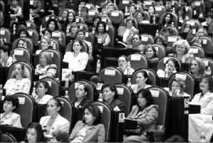 mujeres_parlamento1