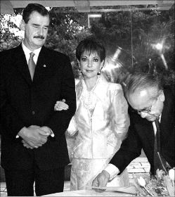 mexico_fox_wedding_4ce