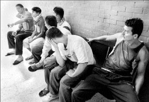 okinmigrantes_detenidos8