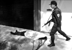 policia_asesinato_m7ge