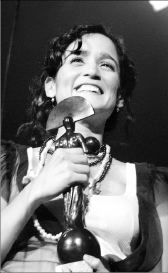 JULIETA VENEGAS 02