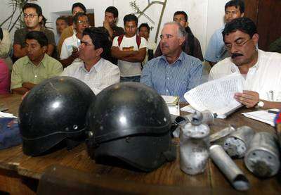 Ultim&aacute;tum a maestros oaxaque&ntilde;os: El lunes, a clases
