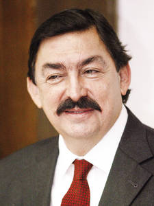 Napole&oacute;n G&oacute;mez Urrutia