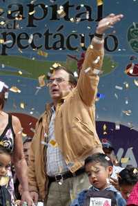 El jefe de Gobierno, Marcelo Ebrard, abrió el Festival de las Niñas y los Niños en Movimiento