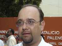 Jaime Valls Esponda, ex secretario de Planeación de Chiapas y candidato del PRD a la alcaldía de Tuxtla Gutiérrez, recibió apoyo del secretario de Gobierno del estado