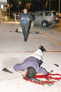 Por "confusi&oacute;n" matan a 4 escoltas de Pe&ntilde;a Nieto