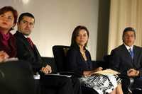 En el Museo Nacional de Antropología se entregaron a la SEP propuestas de varias organizaciones para enriquecer el Programa Nacional de Educación. En la reunión estuvieron presentes Laura Wong, Francisco López, Josefina Vázquez y Claudio X. González, entre otros