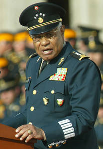 Cost&oacute; viaje del titular de Sedena casi $1 mill&oacute;n