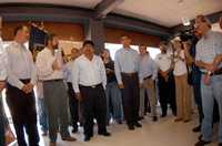 El rector de la UNAM, Juan Ramón de la Fuente, inauguró ayer un rancho con tecnología de punta para la docencia y la investigación en veterinaria y zootecnia en Tequisquiapan, Querétaro