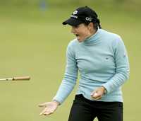 La mexicana Lorena Ochoa, de 25 años, entregó una tarjeta de 74 golpes en la jornada final