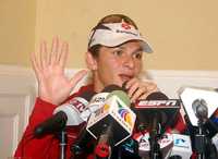 En conferencia de prensa, la sonorense Ana Guevara habló sobre anomalías en la FMA