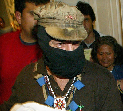 Marcos lanza severas cr&iacute;ticas a Calder&oacute;n y a L&oacute;pez Obrador