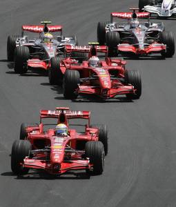 Raikkonen, campe&oacute;n de F&oacute;rmula 1
