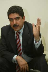 Manuel Espino, durante la entrevista con La Jornada