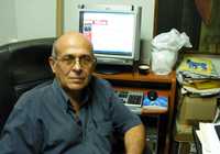 Rafael Hernández, investigador y politólogo, durante la entrevista con La Jornada