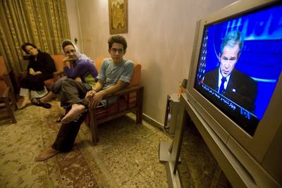 Ir&aacute;n "era y es peligroso": Bush