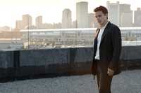 El actor Ben Affleck incursionó como director con la película Gone baby gone, cinta en la que, a decir del crítico Carlos Bonfil, se concentró de forma perspicaz en la moral de sus personajes. Arriba, fotograma de la cinta