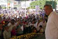 Andrés Manuel López Obrador, en su visita a Mazatepec, Morelos