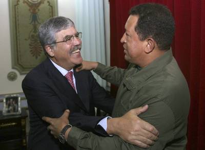 Suspende Petr&oacute;leos de Venezuela venta de crudo a ExxonMobil