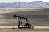 Planta de bombeo de petróleo en Glenrock, Wyoming