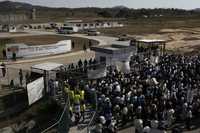 Unos 700 indígenas de la organización Pueblo Creyente realizaron este sábado un mitin frente al penal de El Amate, Chiapas, en demanda de que sean liberados los "presos políticos"