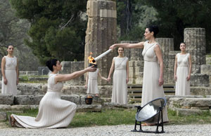 El fuego ol&iacute;mpico emprende el viaje hacia pek&iacute;n