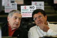 Arturo Núñez, en el salón de plenos de la Cámara de Senadores