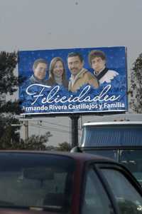 El PAN queretano fue sancionado por el instituto electoral, pues permitió al ex edil Armando Rivera Castillejos adelantarse a los tiempos electorales, al colocar más de 40 anuncios espectaculares en diciembre pasado