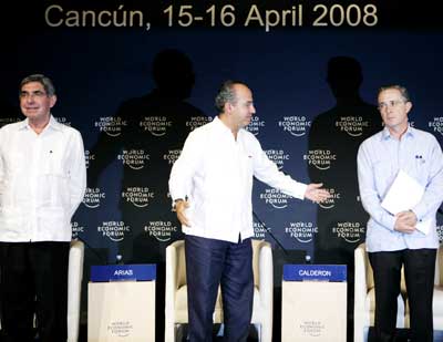 Di&aacute;logo interactivo en el Foro Econ&oacute;mico