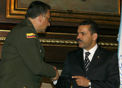 S&iacute; estaban en computadoras datos de las FARC: Interpol