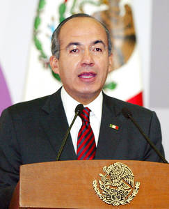 Puerta abierta a la importaci&oacute;n de alimentos: Calder&oacute;n