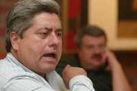 Omar Toledo, del sindicato petrolero, afirma en la entrevista que el dirigente del gremio está obligado a irse y entregar cuentas claras