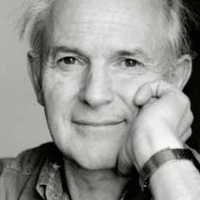 Harold Kroto. Premio Nobel de Química 1996