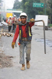 Obras p&uacute;blicas crear&aacute;n 35 mil empleos: GDF